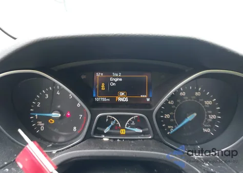 2016 Ford Focus Se z USA, uszkodzony, nr VIN 1FADP3K22GL399344